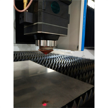 Hochtechnologie-1325-Faser-CO2-Laser-Schneidemaschine 1325 für die Herstellung von Displayschutzfolien
